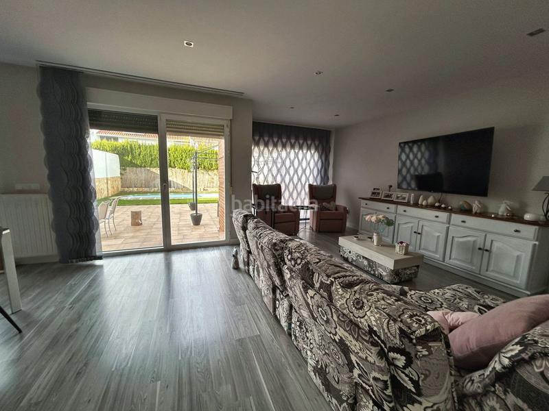 Foto 85fcae79-4757-4172-9062-e37992a1d72c. Maison jumelée avec chauffage parking dans Universidad Albacete