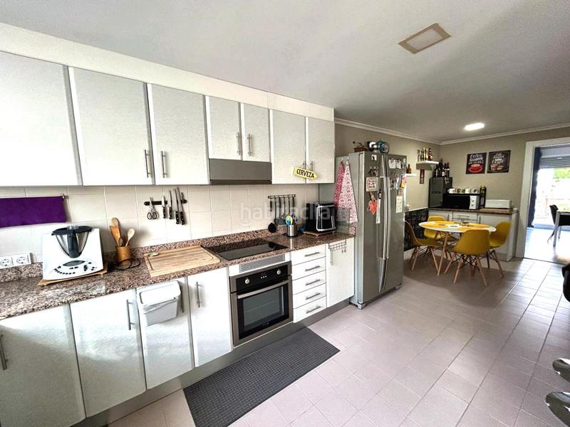 Foto 8a8b6e3b-24e4-4b51-ae86-58c618d36970. Maison jumelée avec chauffage parking dans Universidad Albacete