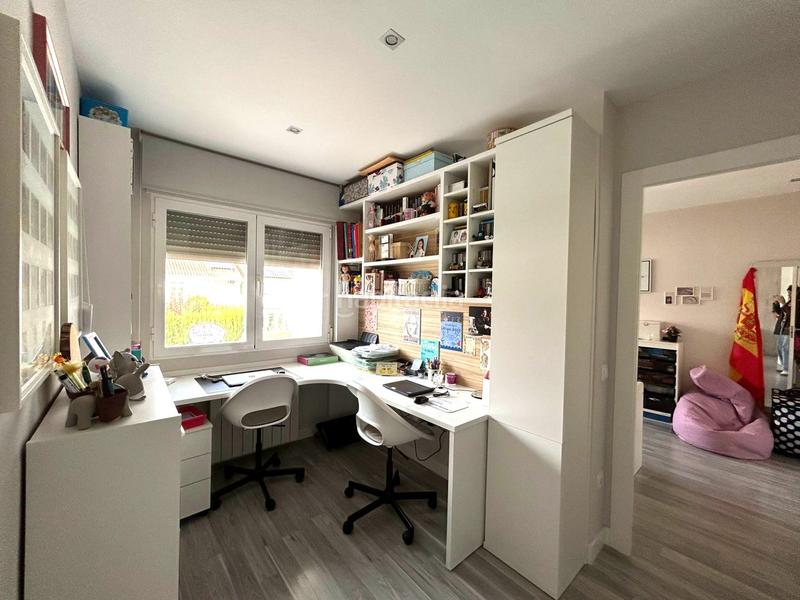 Foto afc270a0-395b-453b-8fc6-4c4eda7f3812. Maison jumelée avec chauffage parking dans Universidad Albacete