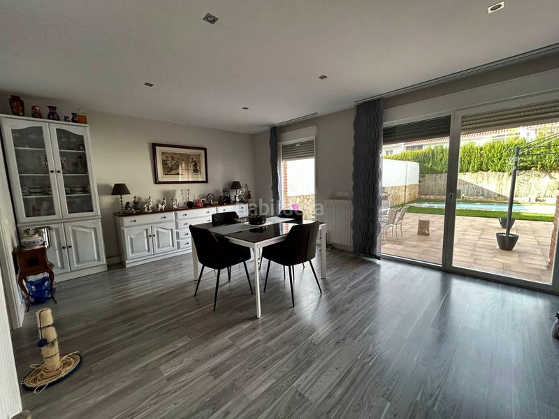 Foto f06100f6-c63a-476f-9c84-730a4251a694. Maison jumelée avec chauffage parking dans Universidad Albacete