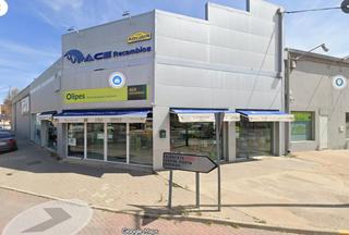 Local Comercial a Roda (La). Local com. en venta en alfredo atienza, 2 despachos.