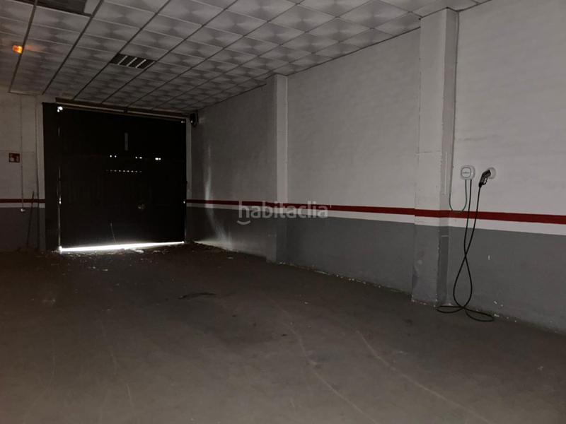 Foto 016d837a-0d51-4ca2-b38d-d54432c2a97e. Lloguer local comercial a Industria Albacete