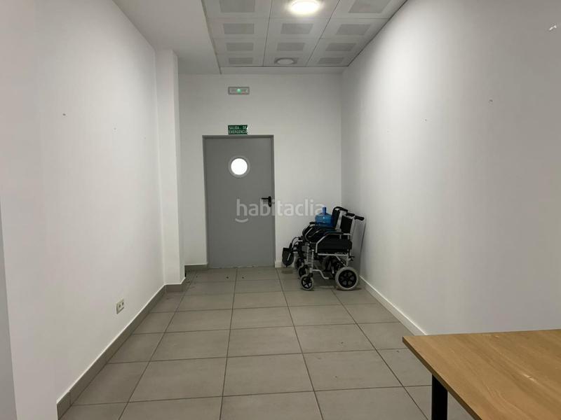 Foto 4cd69f2b-876a-4243-b801-406c05c1b6dd. Lloguer local comercial a Industria Albacete