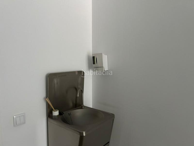 Foto 7bc03a13-7112-40ac-800c-fba297d13269. Lloguer local comercial a Industria Albacete