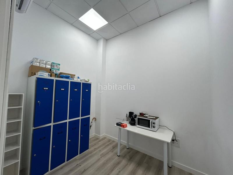 Foto cd6a5fb8-9f53-4539-ba2f-608a4cfd3e52. Lloguer local comercial a Industria Albacete