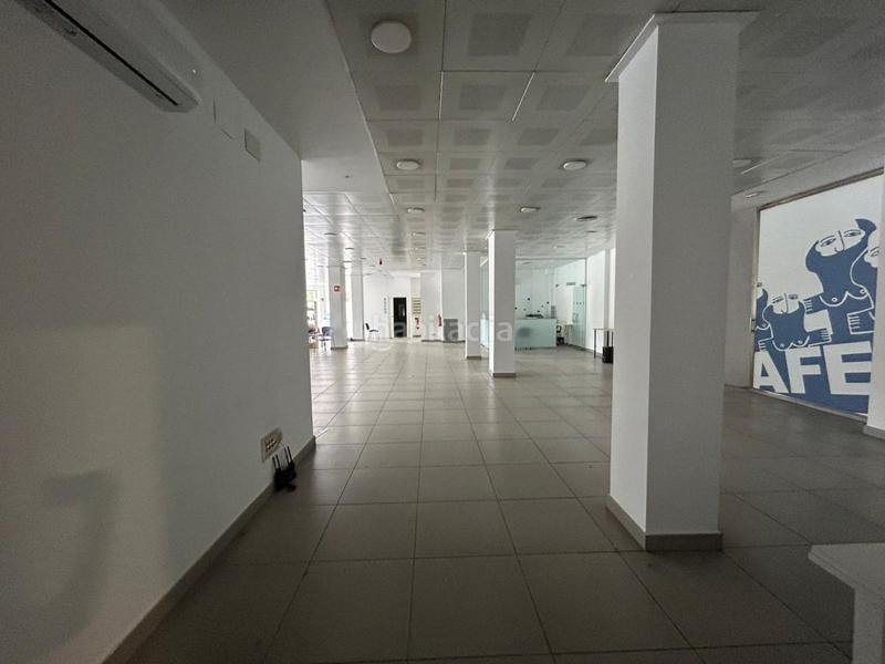 Foto 3d2c89df-dfe6-434b-ae91-593d2a777842. Rent business premise in Industria Albacete