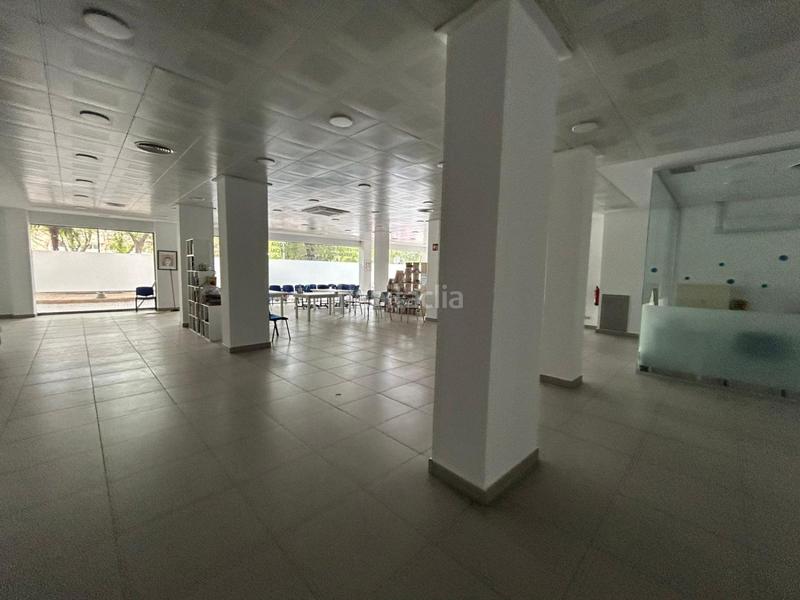 Foto f97b26f3-cf1a-426d-bcdb-5ecfec910d7c. Rent business premise in Industria Albacete