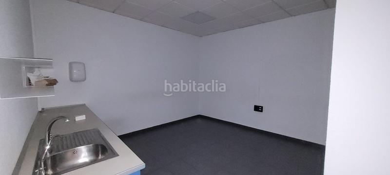 Foto a767d9e3-8141-4567-9cf8-b47831be6a82. Location local commercial dans Centro Albacete