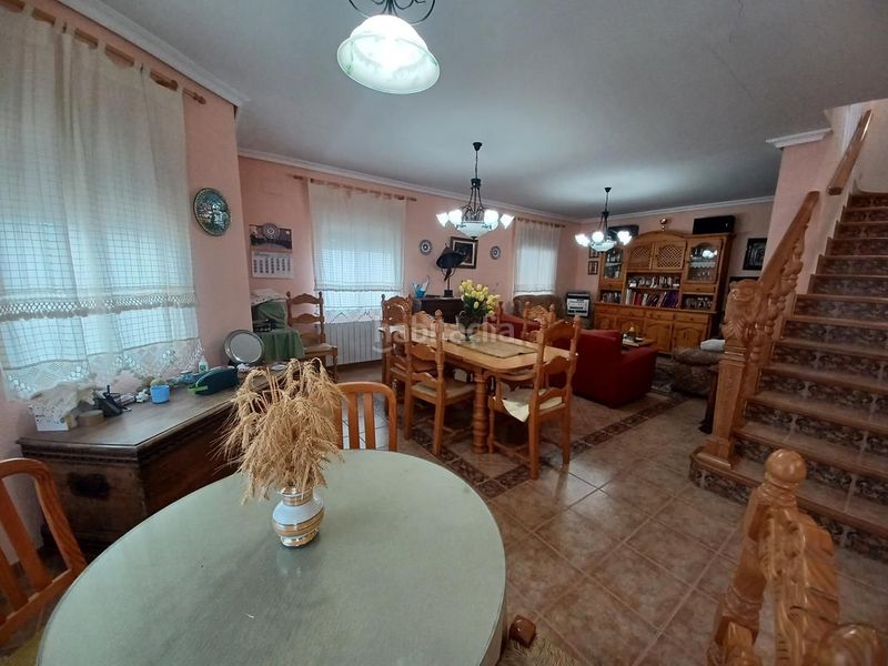Foto b68f5fc1-2505-4e2e-83df-5d878ec16587. Casa amb calefacció aparcament a Fuensanta