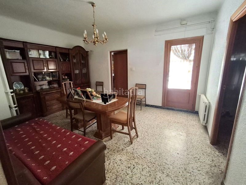 Foto 40552bd2-17a7-421b-b007-6b38667d8d5a. Casa amb calefacció a Roda (La)