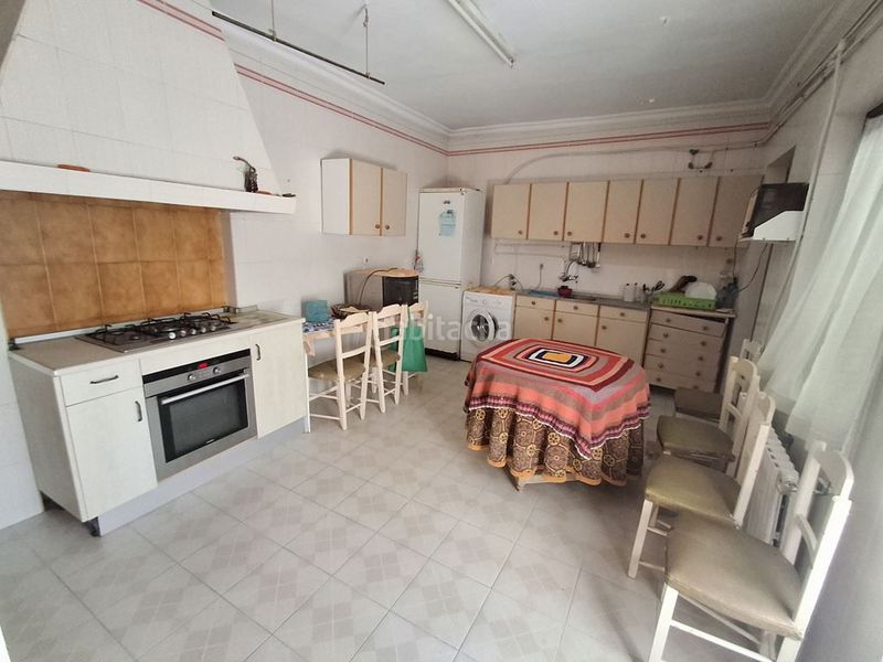 Foto c2d4aeba-5c38-4dc0-9bb7-44adb507996a. Casa amb calefacció a Roda (La)