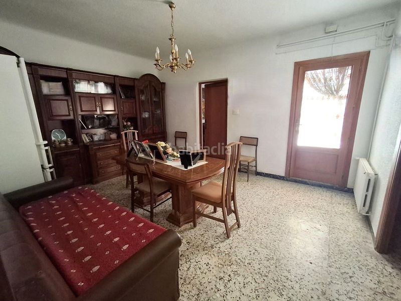 Foto ca446e69-2e3a-41b9-ad0e-4ba7b0307c36. Casa amb calefacció a Roda (La)