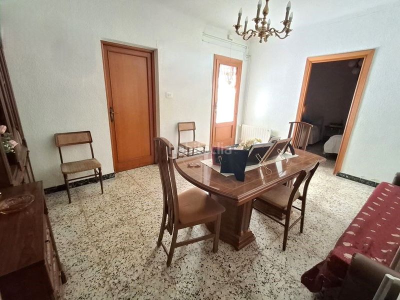 Foto dc043b59-16ea-417f-acbe-eeba2e1051af. Casa amb calefacció a Roda (La)