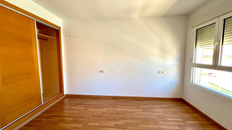 Foto e804a675-1d5e-49c4-a6fc-9791f6e4e907. Casa adossada amb calefacció aparcament a Gineta (La)