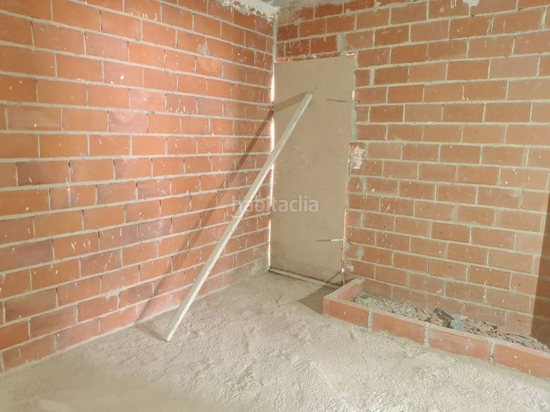 Foto d244e190-3639-4ad4-89ea-f7219a221df5. Casa amb aparcament a Barrax