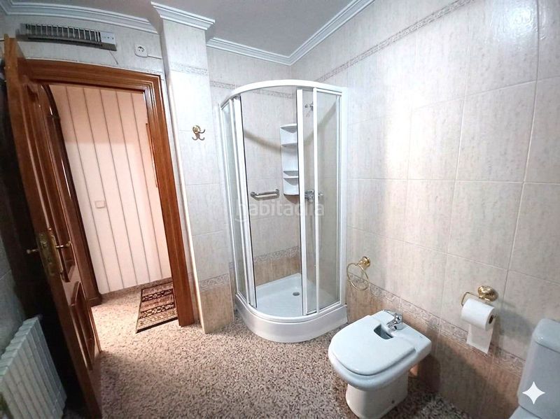 Foto 0ab19e51-27d2-42be-ad26-1259b58a3222. Casa adossada amb calefacció aparcament a Roda (La)