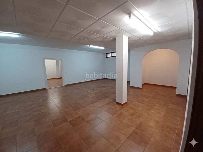 Foto 125aac55-16ef-4f73-9f8a-c9abf94472bf. Casa adossada amb calefacció aparcament a Roda (La)