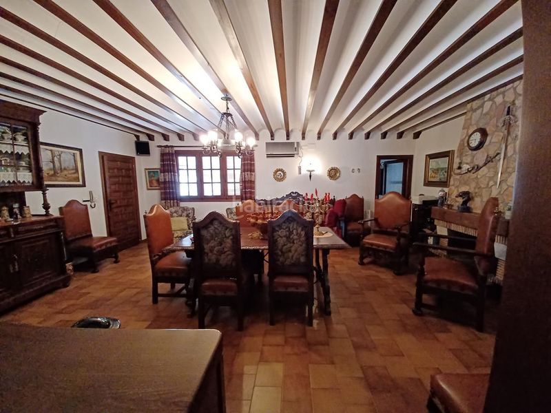 Foto 2e651cbc-7d47-4c24-9b4d-3eac0240c7cc. Casa adossada amb calefacció aparcament a Roda (La)