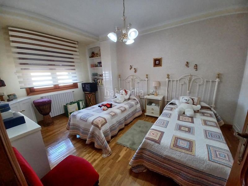 Foto 6205628d-0bee-4f68-82cb-c78efdbcf91b. Casa adossada amb calefacció aparcament a Roda (La)