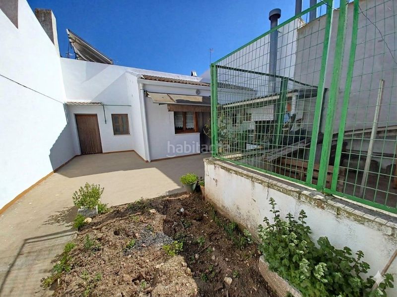 Foto 9fae43a5-be08-4e50-9fa3-409d54945b56. Casa adossada amb calefacció aparcament a Roda (La)