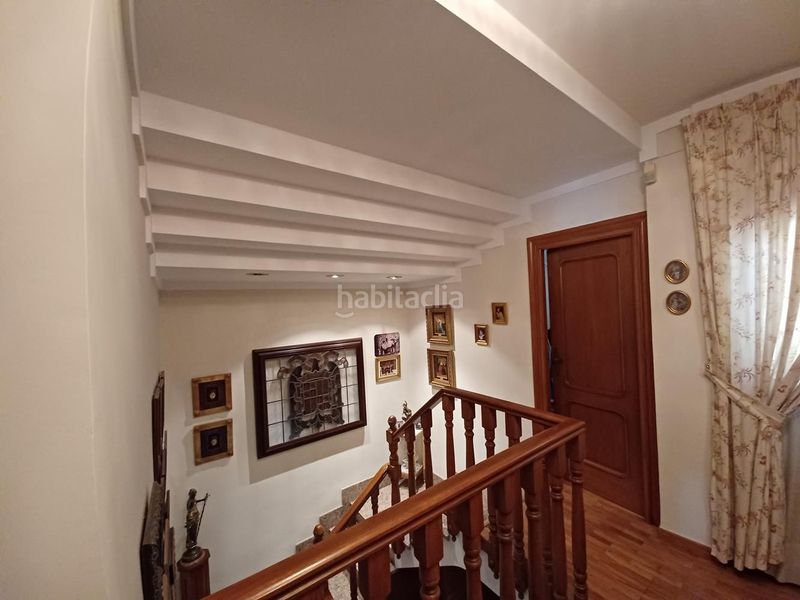 Foto d8d71996-cecb-4fb7-9dd0-f71794754d86. Casa adossada amb calefacció aparcament a Roda (La)