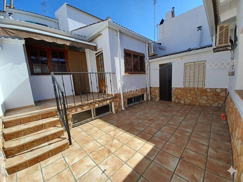 Foto f33dadce-0d0e-432a-a7a9-1f4e75538d48. Casa adossada amb calefacció aparcament a Roda (La)