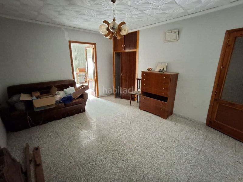 Foto 279a7c03-2e65-46ff-bbd3-7c1565641f42. Casa amb calefacció a Roda (La)