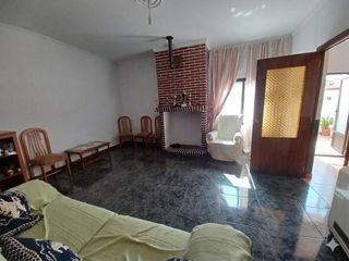 Haus in Minaya. Casa en venta en minaya, 4 dormitorios.