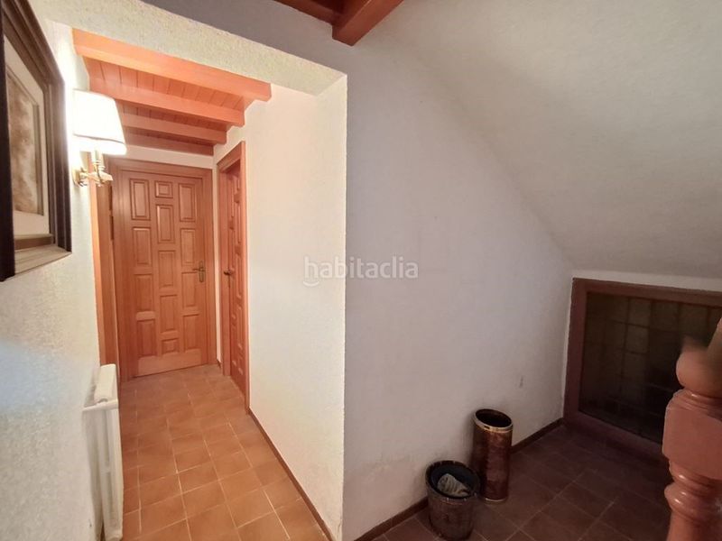 Foto 3f68a82d-c5b2-4c34-90af-b5c6545cc4d9. Casa adossada amb calefacció aparcament a Roda (La)