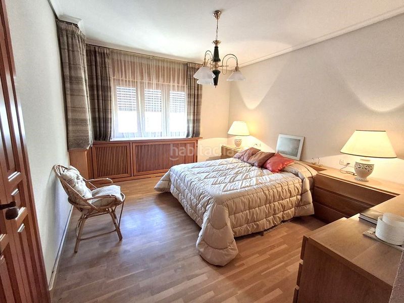 Foto 55f054d3-5a58-4071-bba0-8be617737934. Casa adossada amb calefacció aparcament a Roda (La)