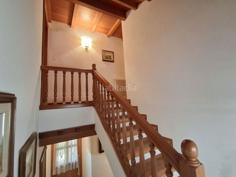 Foto b58456a8-f2a0-4c76-8878-aea0c73af404. Casa adossada amb calefacció aparcament a Roda (La)