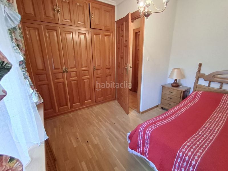 Foto c4ec4baf-4e14-429d-8fbc-08319e7bce39. Casa adossada amb calefacció aparcament a Roda (La)