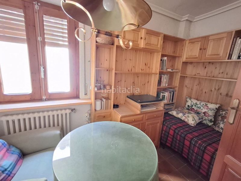 Foto d8776fde-ce17-47e5-93ba-ac4a17bb088f. Casa adossada amb calefacció aparcament a Roda (La)
