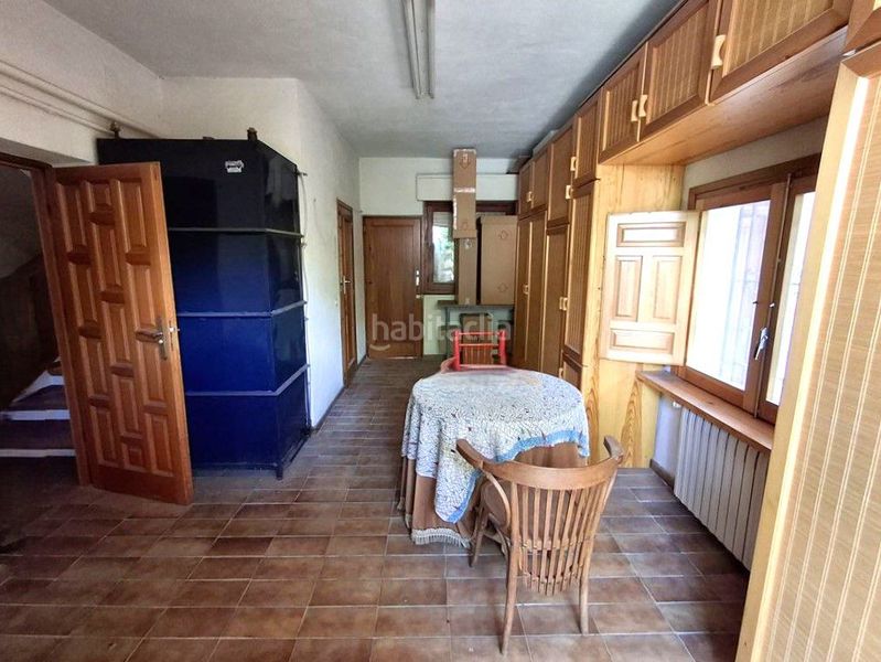 Foto fa11de04-9be5-45f0-a548-9e69f9d70383. Casa adossada amb calefacció aparcament a Roda (La)