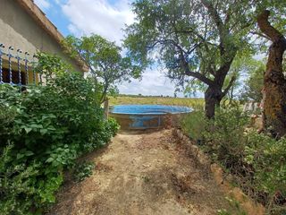 Bauernhof in Roda (La). Casa de campo en venta en extrarradio, 1 dormitorio.