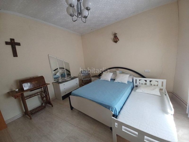 Foto c51511fc-e586-429b-b91b-7bb1d8de159b. Casa amb calefacció aparcament a Roda (La)