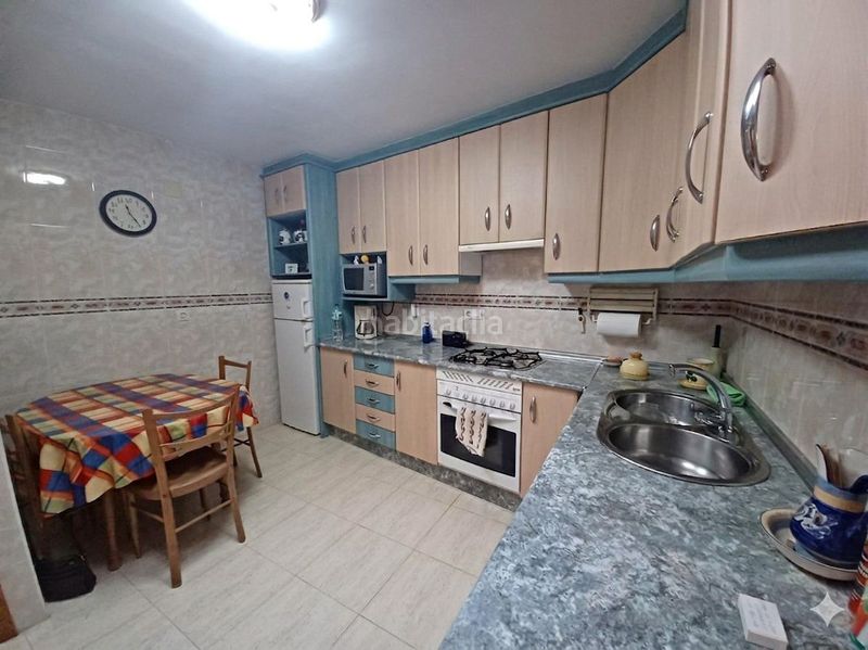 Foto dfd1eb49-bf15-4c1b-9b37-33d7682d55d3. Casa amb calefacció aparcament a Roda (La)