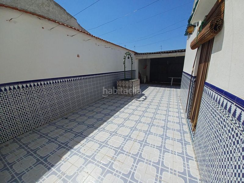 Foto 39095a5f-0fb1-431d-989a-6839caf6f571. Casa amb aparcament a Roda (La)