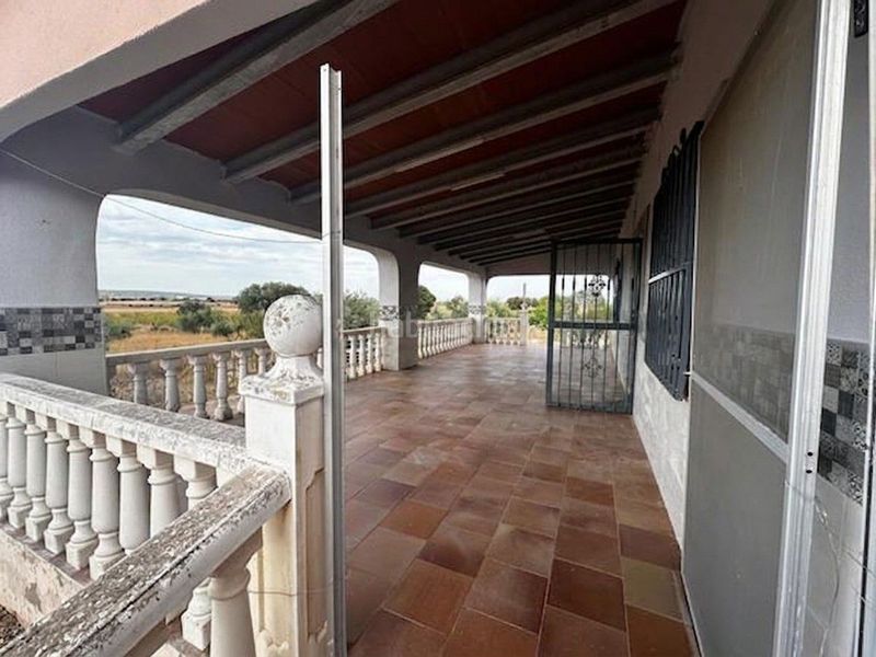 Foto a2f8f45a-573b-4991-a0d6-4ad1694d3c1f. Casa amb calefacció aparcament a Sisante