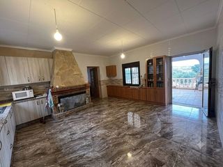 Maison à Sisante. Casa en venta en sisante, 2 dormitorios.