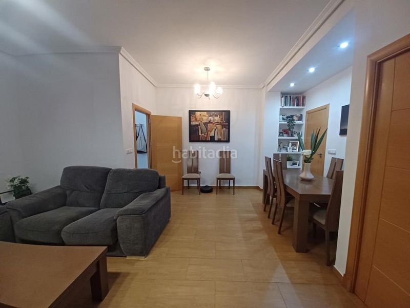 Foto 2d7080b8-6023-4042-88cd-e8e8f04f37d7. Casa amb calefacció a Roda (La)