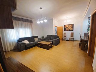 Maison à Roda (La). Casa en venta en roda la, 4 dormitorios.