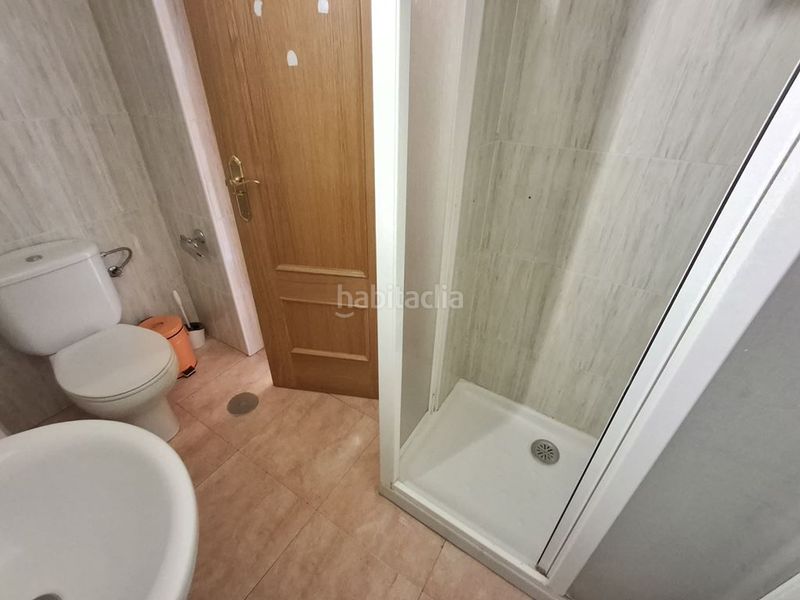 Foto cb647ad5-e564-4bd3-b8f9-62c41aae7f1e. Pis amb calefacció aparcament a Roda (La)