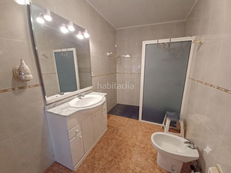 Foto ae5ac59f-cf2b-4426-b91e-04b26a9564e7. Haus mit parking in Minaya