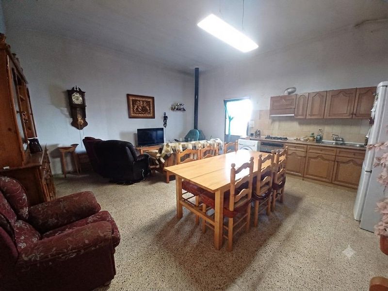 Foto 28a46292-48b0-4d8b-8c9e-668a22f6a1f8. Casa amb calefacció aparcament a Fuensanta