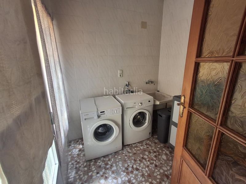 Foto 648cd294-624a-4905-8629-33ebe8da1d73. Casa amb aparcament a Roda (La)