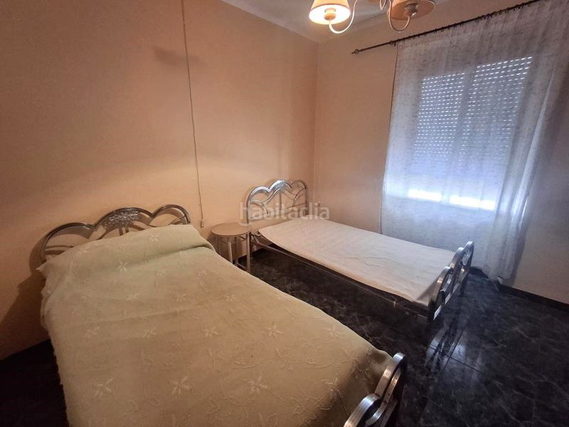 Foto a73337b3-617c-4837-8103-1efc9098f784. Casa amb aparcament a Roda (La)