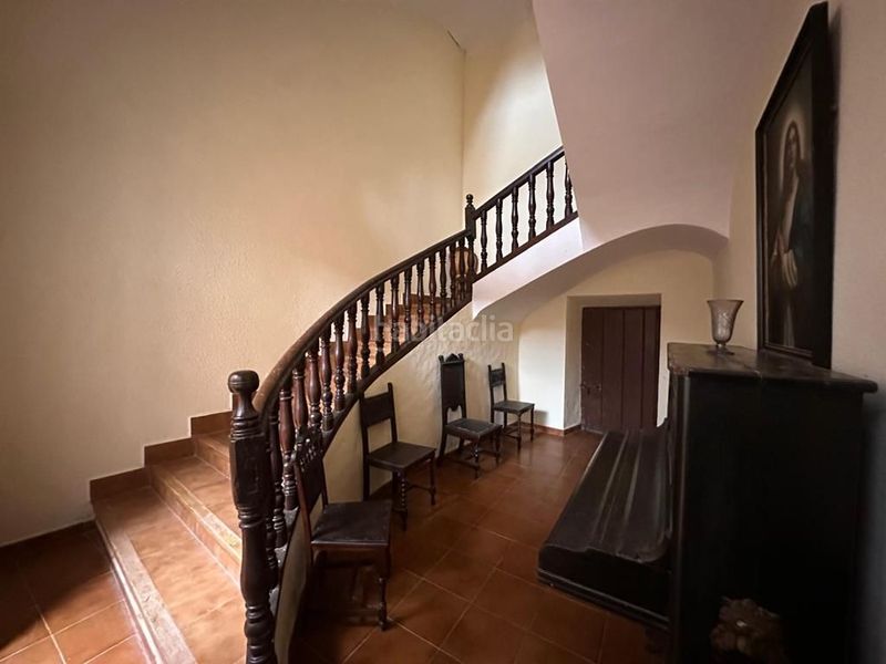 Foto 0fe3fe6b-6326-43f4-b38d-e40eed164239. Edificio in Sisante