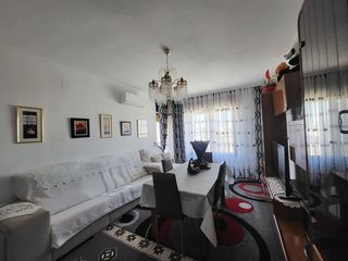 Appartamento in Roda (La). Piso en venta en ayuntamiento, 3 dormitorios.