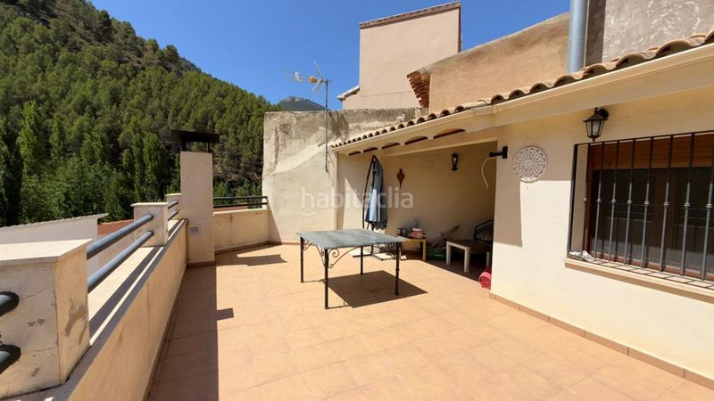 Foto 0c974ab9-8717-4759-86da-44614bfa2902. Casa amb calefacció aparcament a Bogarra